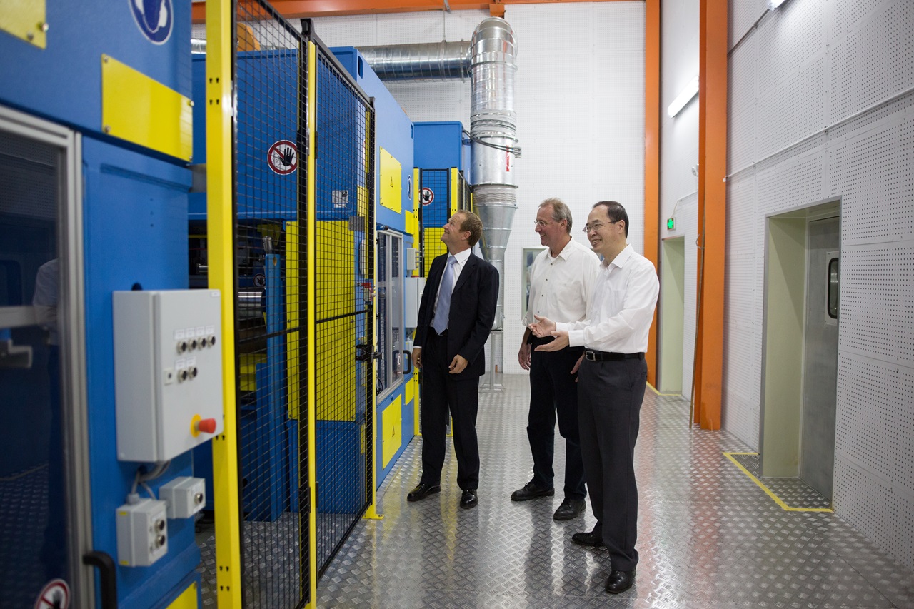 Dr Frank Heislitz inspects the new production facility
