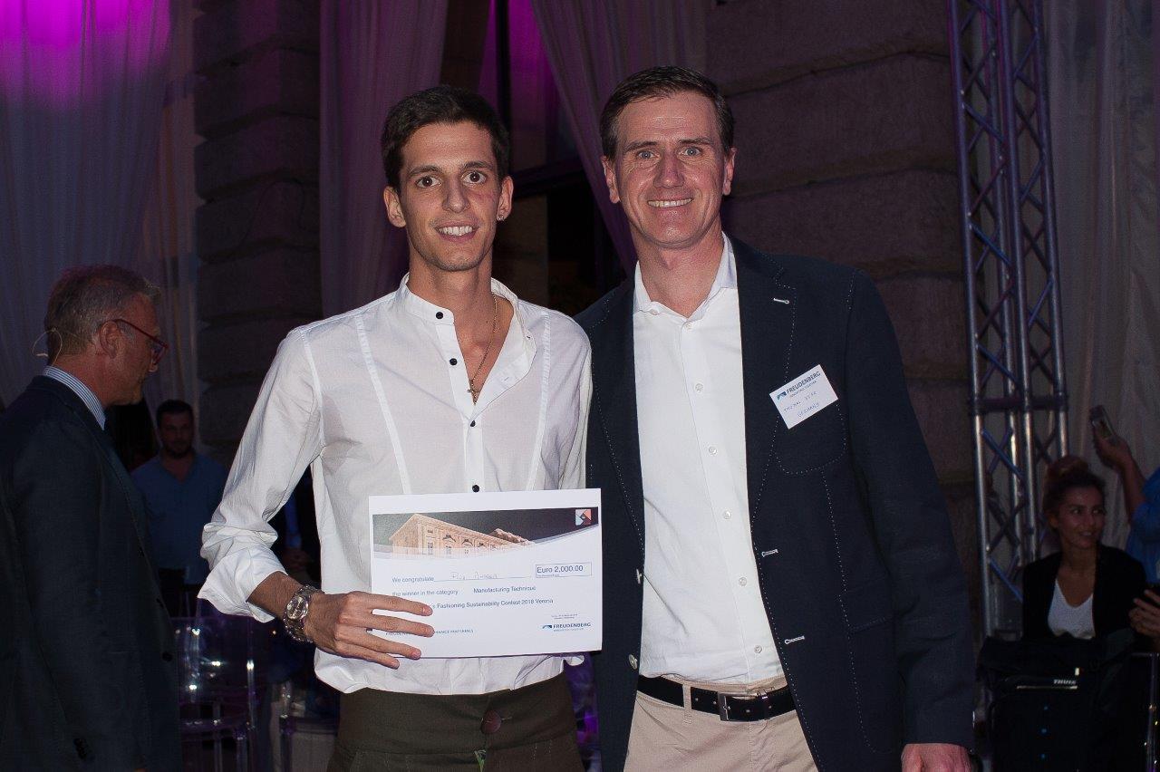 2018_10_PR_Young_designers