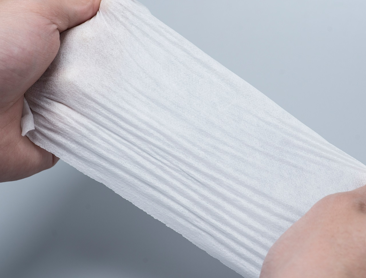 Sustainable without compromising on quality: Freudenberg´s 100% rTPE Base Content Interlining – here light weight