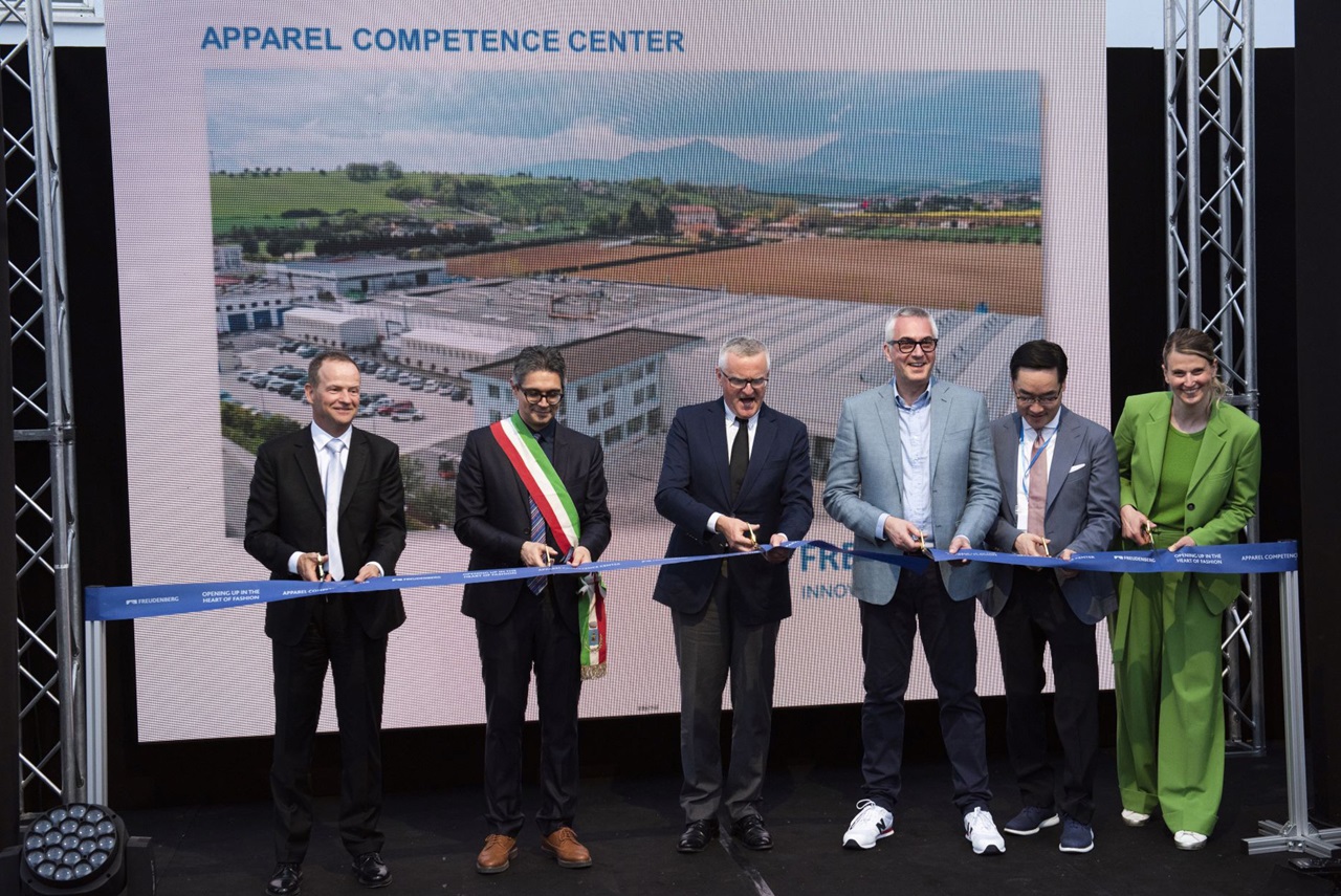 (From left) Dr. Frank Heislitz, CEO Freudenberg Performance Materials, Andrea Luzi, Mayor of Sant'Omero, Italy, Dr. Tilman Krauch, CTO Freudenberg Group, Christian Cavaletti, Head of Operations Freudenberg Performance Materials Apparel Italy, Jonathan Oh, Senior Vice President & General Manager Global Business Division Apparel, and Dr. Hannah Koeppen, Vice President & General Manager Freudenberg Performance Materials Apparel Europe.
