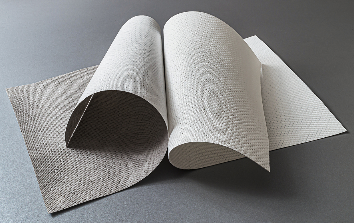 Die Evolon®-Ultra-Smooth-Materialien haben eine punktversiegelte, gemusterte weiße Oberfläche, die sich stark von den Standard-Evolon®-Verpackungstextilien unterscheidet und sie leicht identifizierbar macht.